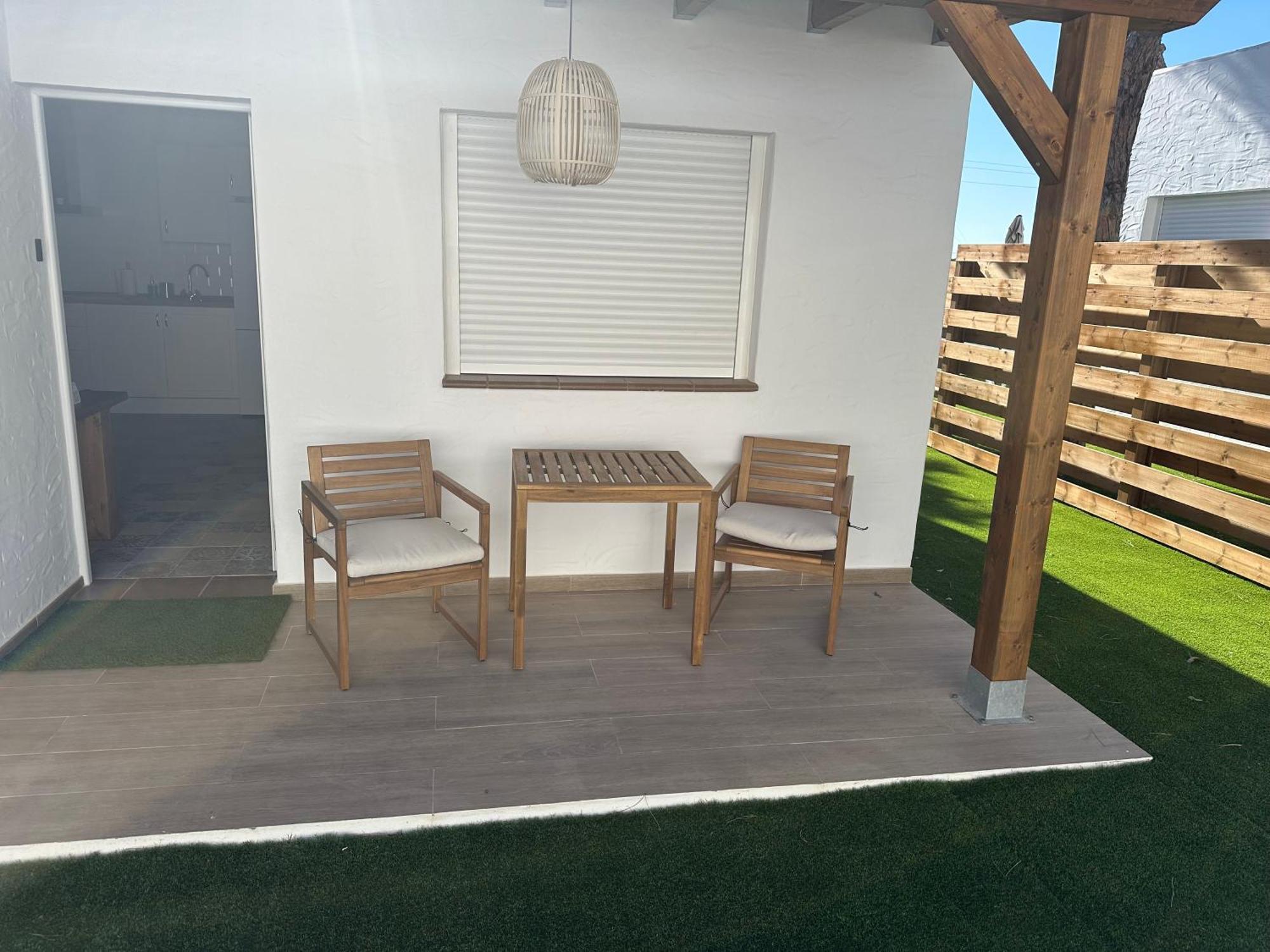 Cocos Sun Guest House Chiclana de la Frontera Exterior photo
